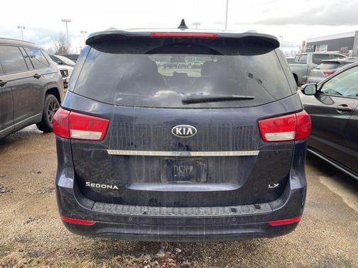 2018 Kia Sedona LX