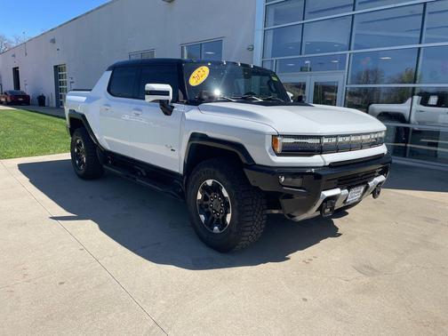 Interstellar White 2023 GMC HUMMER EV Pickup 3X