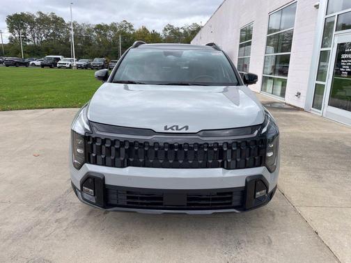 Wolf Gray 2027 Kia Sportage X-Line