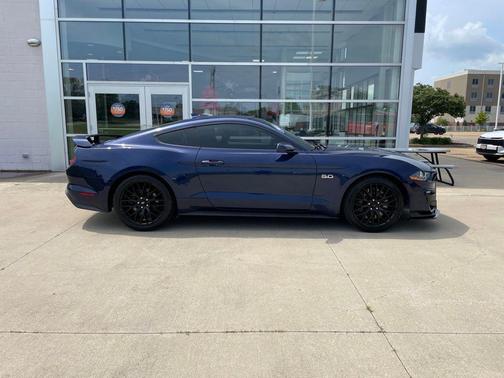 Kona Blue Metallic 2020 Ford Mustang GT