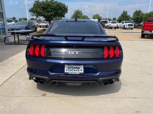 Kona Blue Metallic 2020 Ford Mustang GT