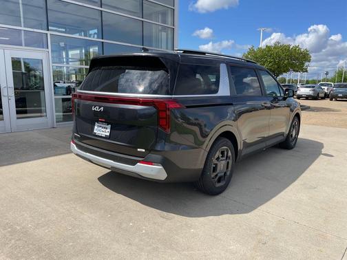 Panthera Metal 2026 Kia Carnival Hybrid EX