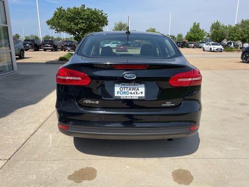 Shadow Black 2016 Ford Focus SE