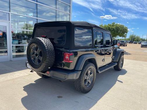 Black Clearcoat 2020 Jeep Wrangler Unlimited Sport