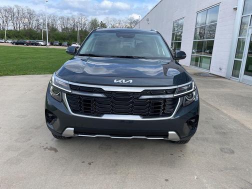 Gravity Gray 2026 Kia Seltos EX
