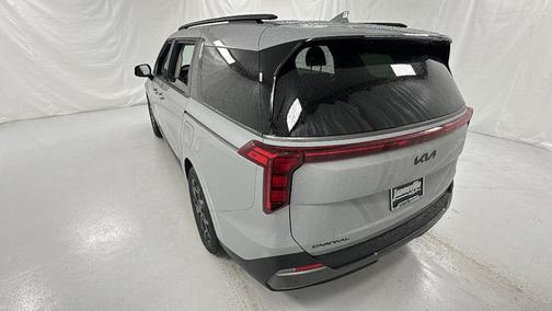 Ceramic Silver 2026 Kia Carnival SX