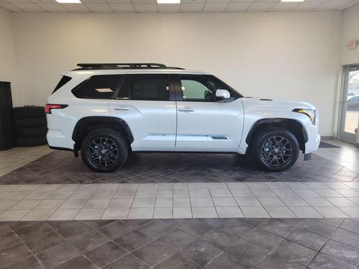 Wind Chill Pearl 2026 Toyota Sequoia Platinum