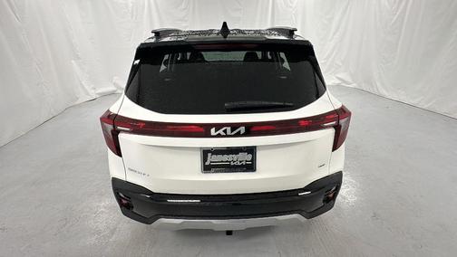 Clear White/Black Roof 2026 Kia Seltos S