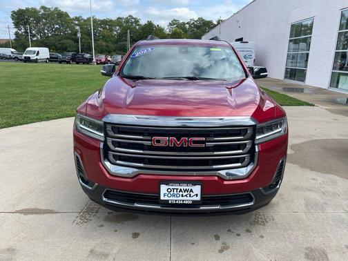 Volcanic Red Tintcoat 2023 GMC Acadia AWD AT4