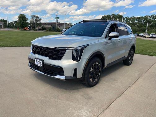 Ivory Silver 2026 Kia Sorento S