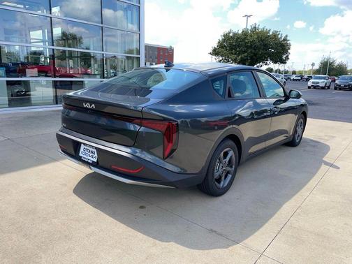 Interstellar Gray 2026 Kia K4 LXS