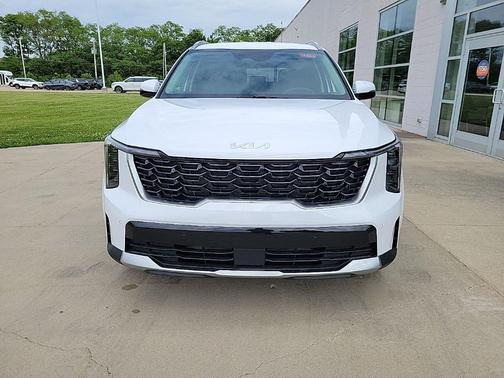 Glacial White Pearl 2026 Kia Sorento S