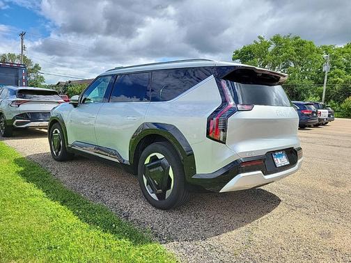 Ivory Silver 2024 Kia EV9 Land