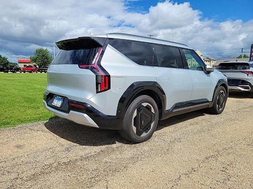 Ivory Silver 2024 Kia EV9 Land