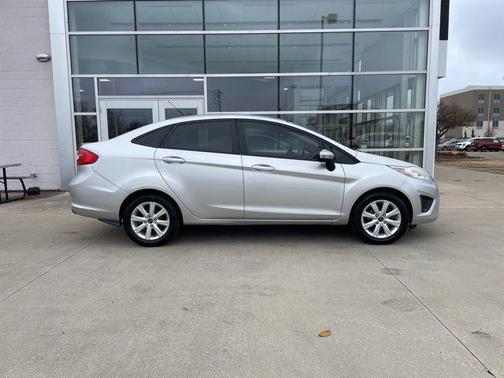2013 Ford Fiesta SE