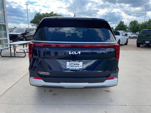 Deep Chroma Blue 2026 Kia Carnival LXS