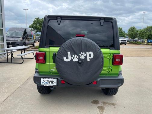 Mojito! Clearcoat 2019 Jeep Wrangler Unlimited Sahara