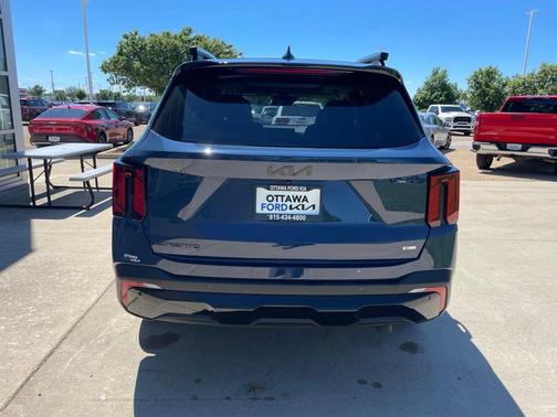Midnight Lake Blue 2026 Kia Sorento SX