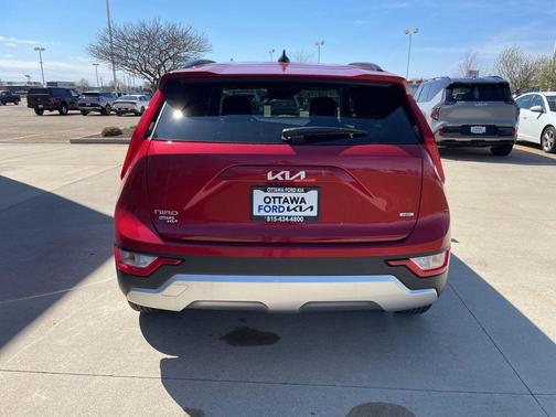 Runway Red 2026 Kia Niro LX