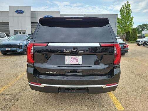 Onyx Black 2025 GMC Yukon XL 4WD Elevation