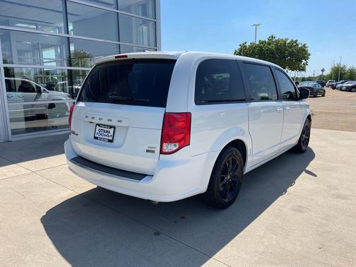 White Knuckle Clearcoat 2019 Dodge Grand Caravan GT