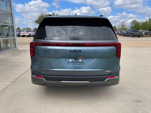 Astra Blue 2026 Kia Carnival Hybrid SX