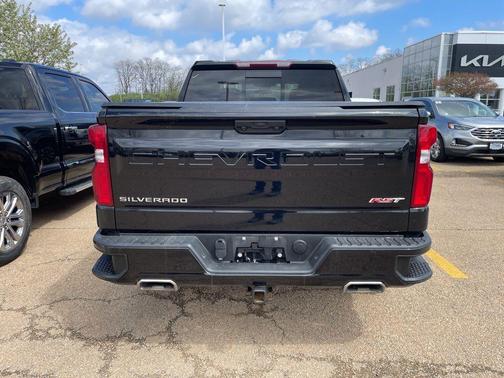 Black 2022 Chevrolet Silverado 1500 RST