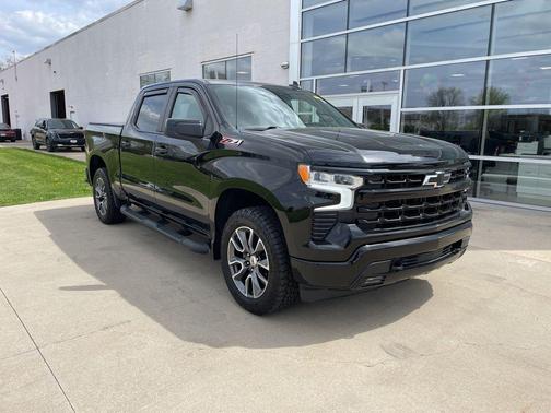 Black 2022 Chevrolet Silverado 1500 RST