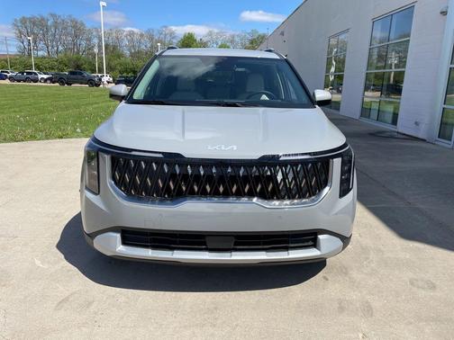 Ceramic Silver 2026 Kia Carnival EX
