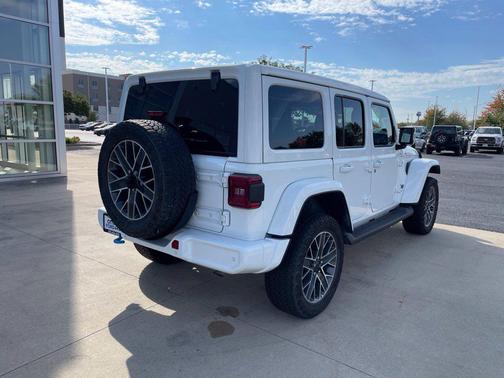 Bright White Clearcoat 2024 Jeep Wrangler 4xe High Altitude
