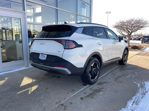 2026 Kia Sportage Hybrid EX