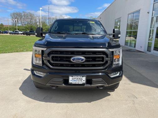 Agate Black Metallic 2021 Ford F-150 XLT