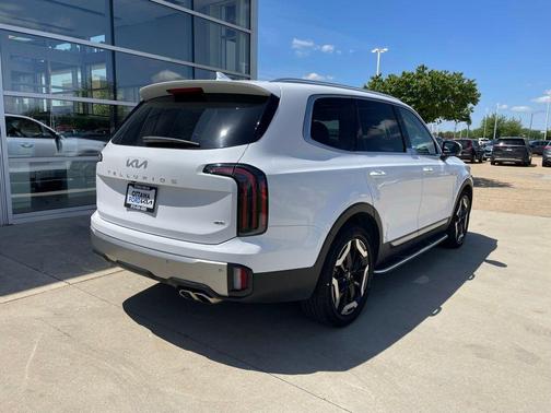 Glacial White Pearl 2024 Kia Telluride EX