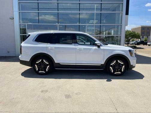 Glacial White Pearl 2024 Kia Telluride EX
