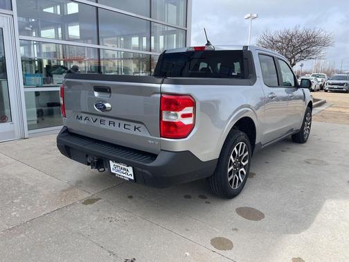Iconic Silver Metallic 2023 Ford Maverick Lariat