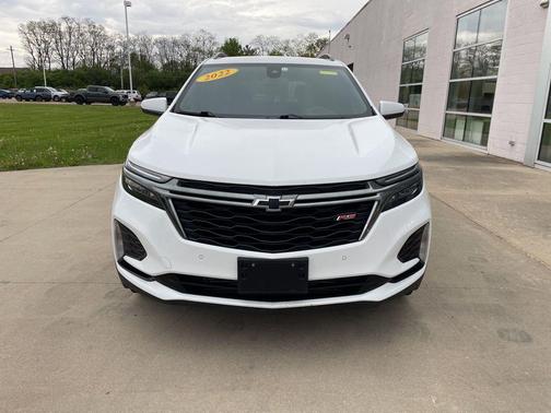 Summit White 2022 Chevrolet Equinox AWD RS