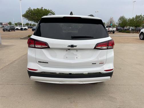 Summit White 2022 Chevrolet Equinox AWD RS