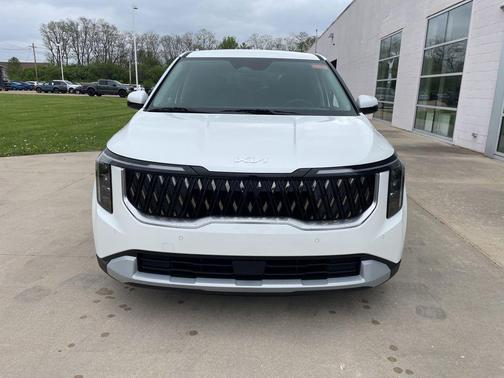 Snow White Pearl 2026 Kia Carnival