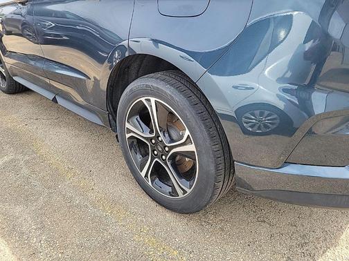 Blue Metallic 2024 Ford Edge ST
