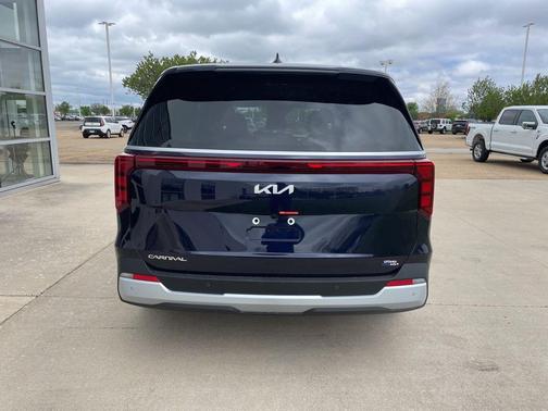 Deep Chroma Blue 2026 Kia Carnival
