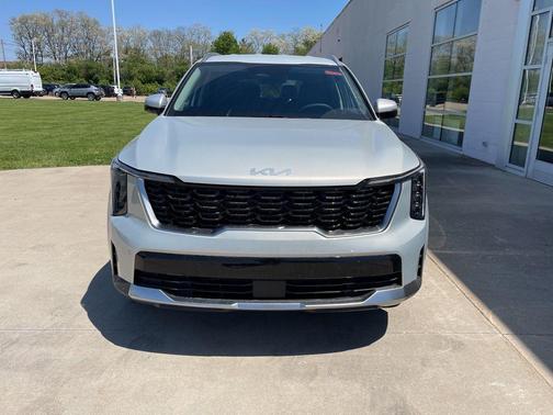 Ivory Silver 2026 Kia Sorento S