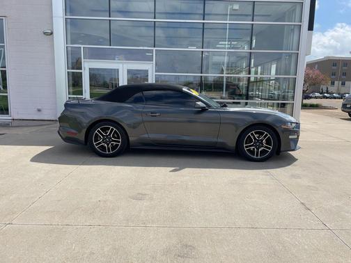 2020 Ford Mustang EcoBoost Premium