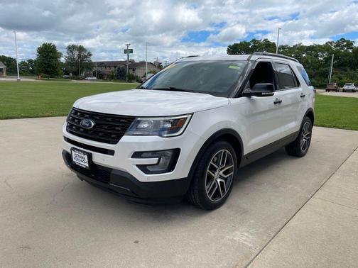 White Platinum Metallic Tri-Coat 2017 Ford Explorer sport