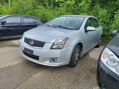 Brilliant Silver Metallic 2012 Nissan Sentra 2.0 SR