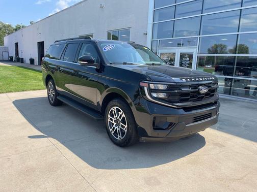 Black Metallic 2025 Ford Expedition Max Active 4x4