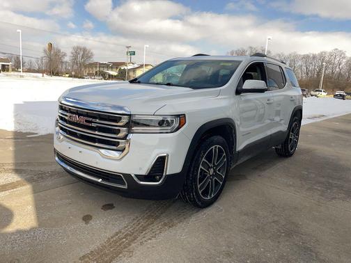 2023 GMC Acadia AWD SLT