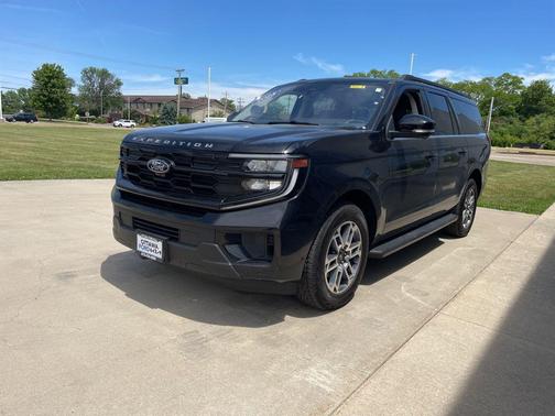 Black Metallic 2025 Ford Expedition Max Active 4x4