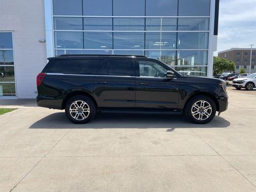 Black Metallic 2025 Ford Expedition Max Active 4x4