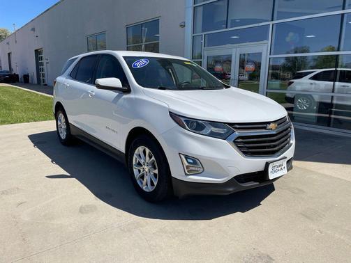 Summit White 2018 Chevrolet Equinox LT