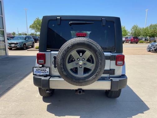Billet Silver Metallic Clearcoat 2015 Jeep Wrangler Unlimited Freedom Edition